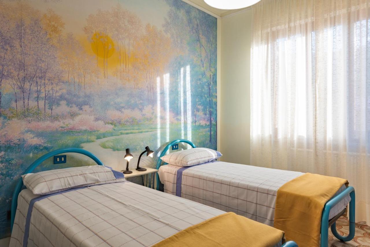 Apartment Holiday Versilia Camaiore Exterior foto